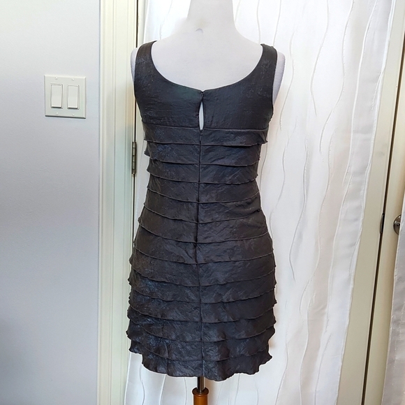 Jessica Howard Ruffle Layered Sleeveless Dress - Picture 3 of 5